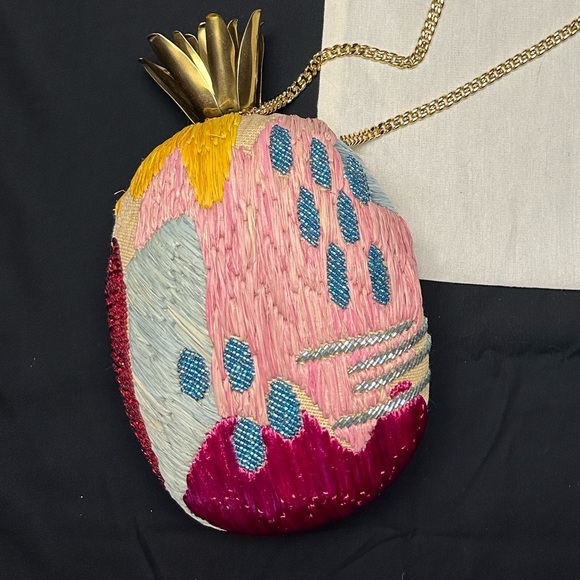 ARANAZ Handcrafted Pineapple Clutch Purse NWOT - Picture 7 of 7